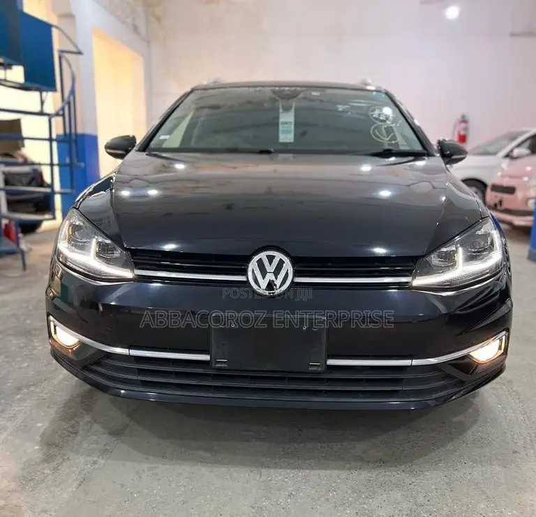 Volkswagen Golf 2017 Matt Black