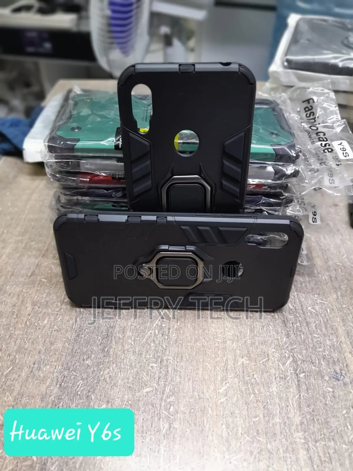 Celltime Huawei Y6s 2020 Shockproof Black Panther Magnetic R