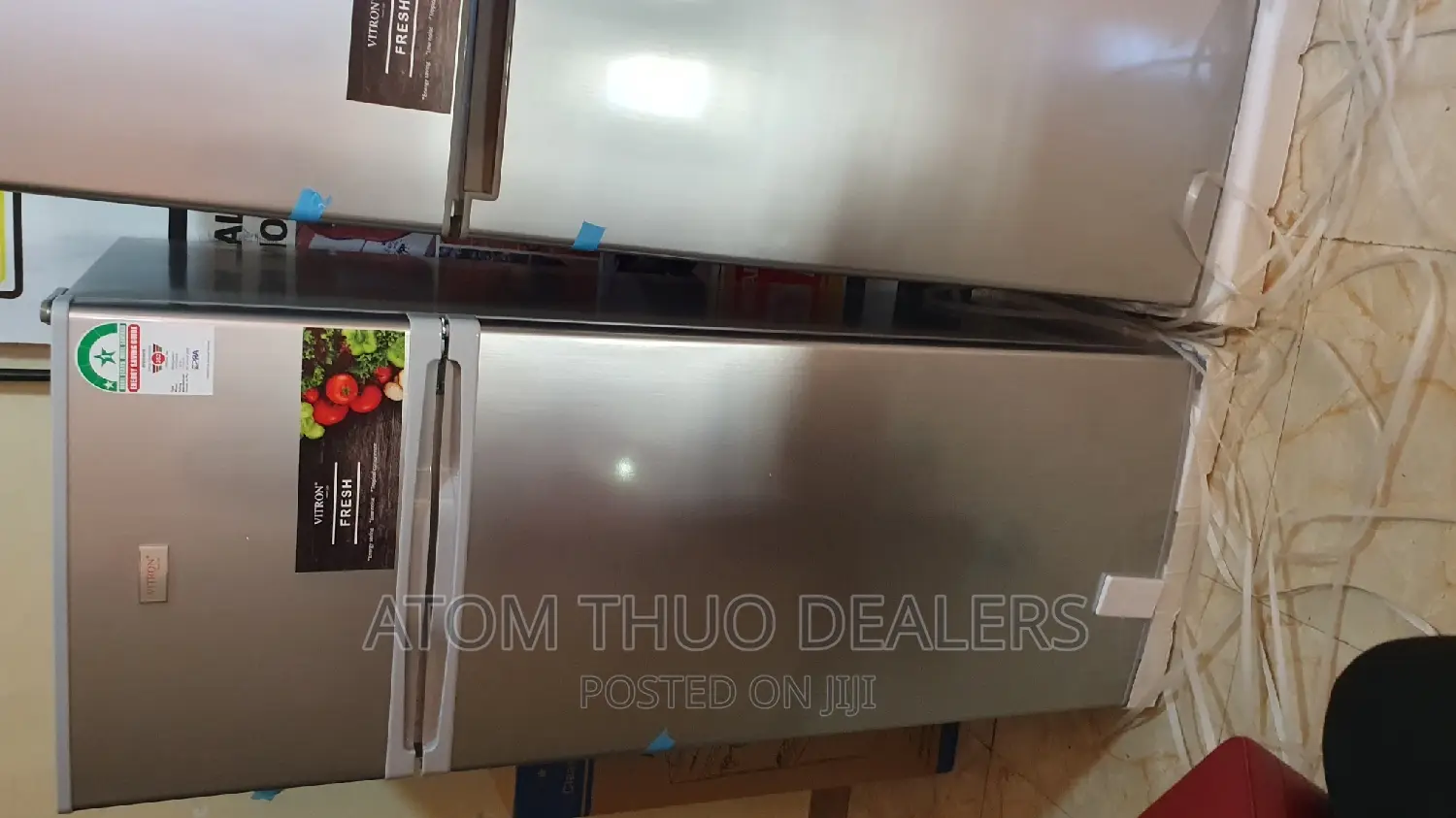 Vitron Double Door 170 Lt Silver Fridge.