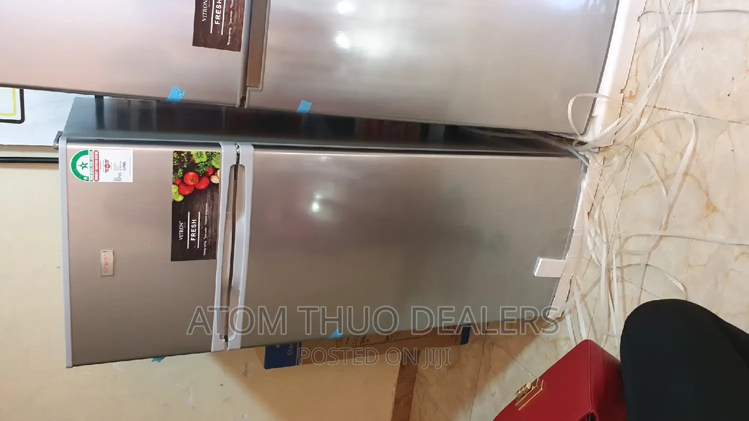 Vitron Double Door 170 Lt Silver Fridge.
