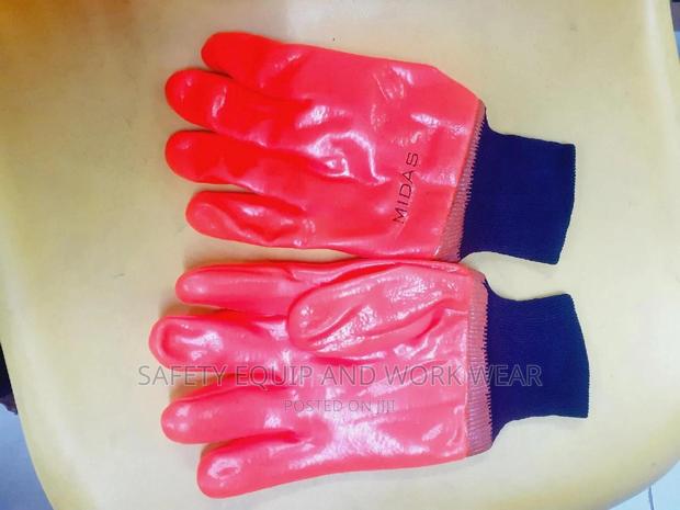 Cold Resistant Gloves With Micropore Pvc