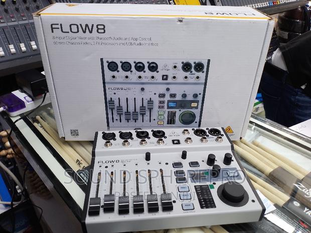 Behringer Flow8 Digital Mixer and Audio Interface - thumbnail 3