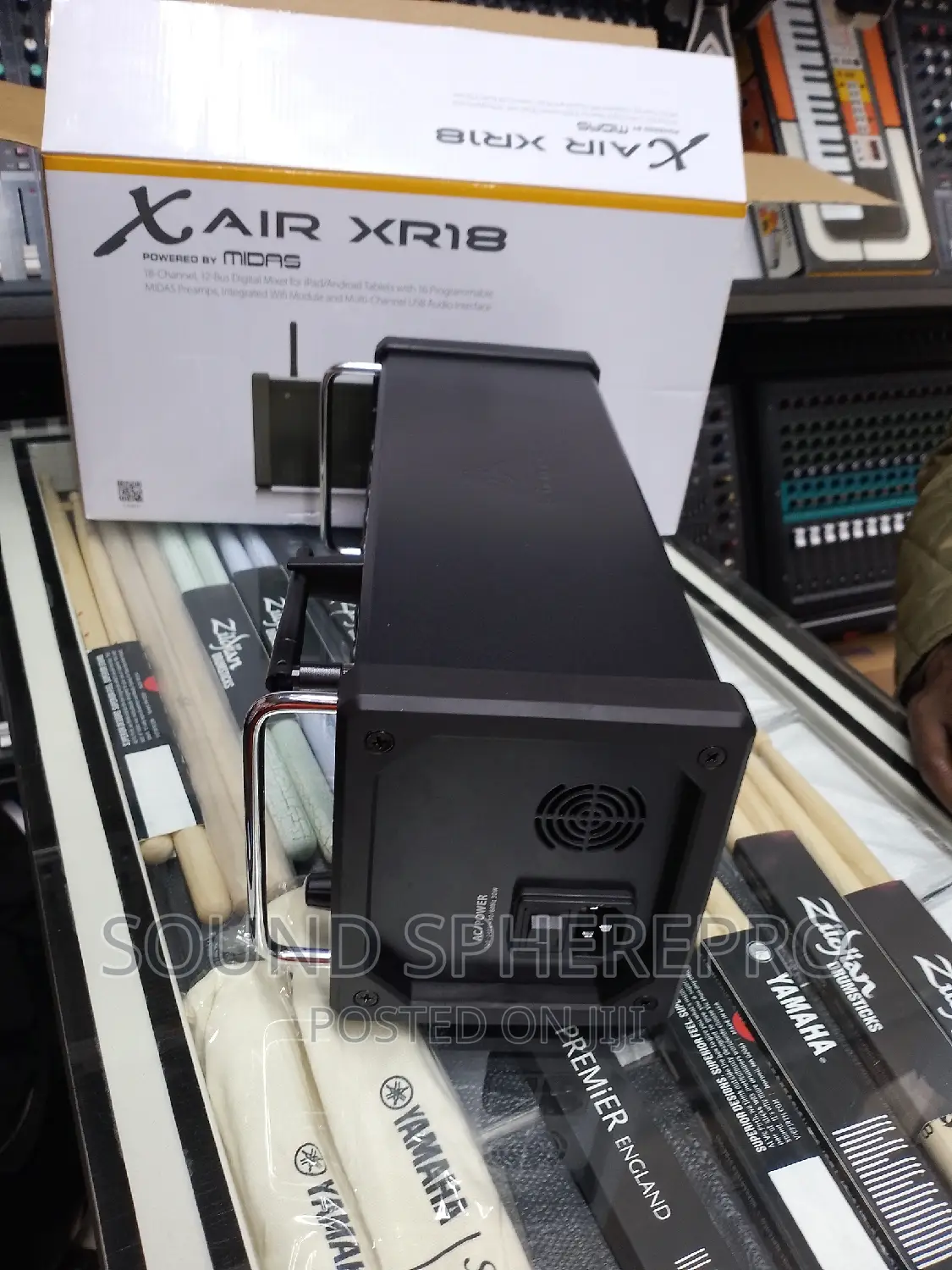 Behringer Xr18 18 Channel Stage Box
