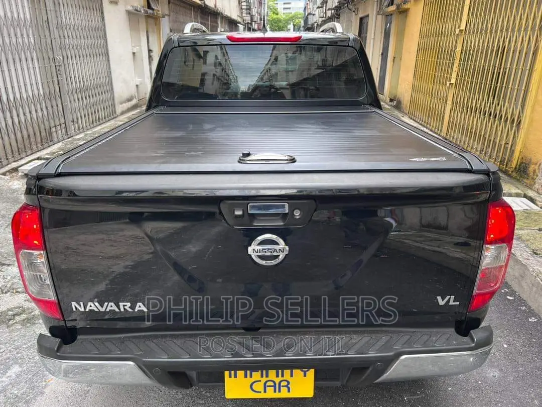 Nissan Navara Double Cab Aluminum Lockable Roller Shutter Li