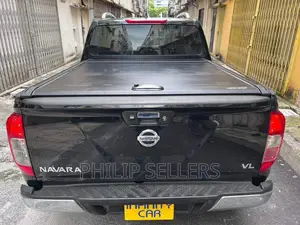 Nissan Navara Double Cab Aluminum Lockable Roller Shutter Li