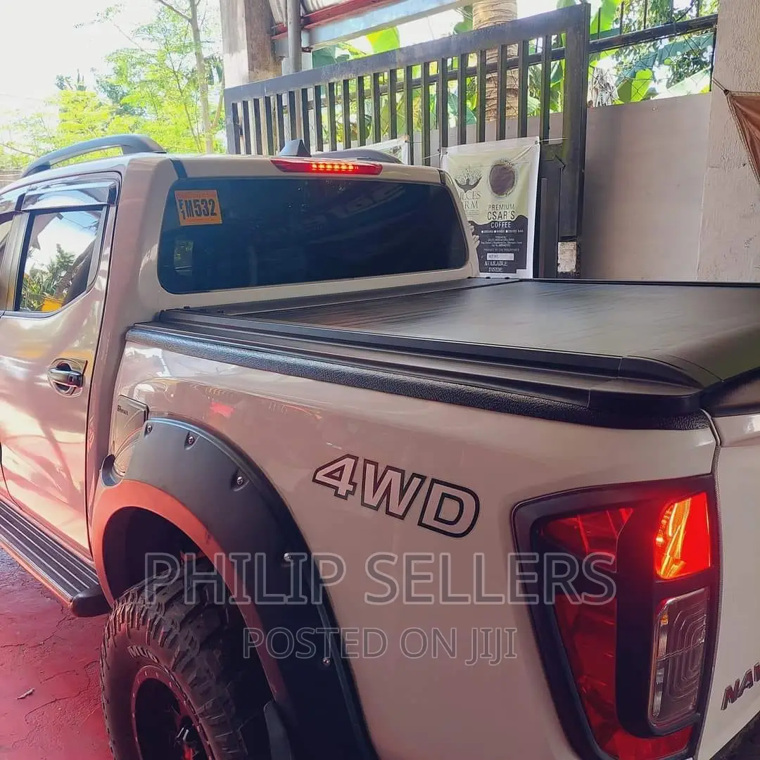 Nissan Navara Double Cab Aluminum Lockable Roller Shutter Li