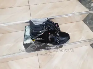 Industrial Ultimate Plus Safety Boots Best Quality