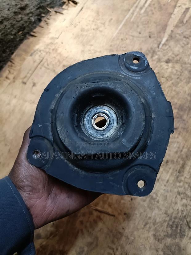 Shock Mount Nissan Tiida And. Note - thumbnail 3