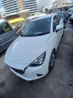 Mazda Demio 2016 Ivory