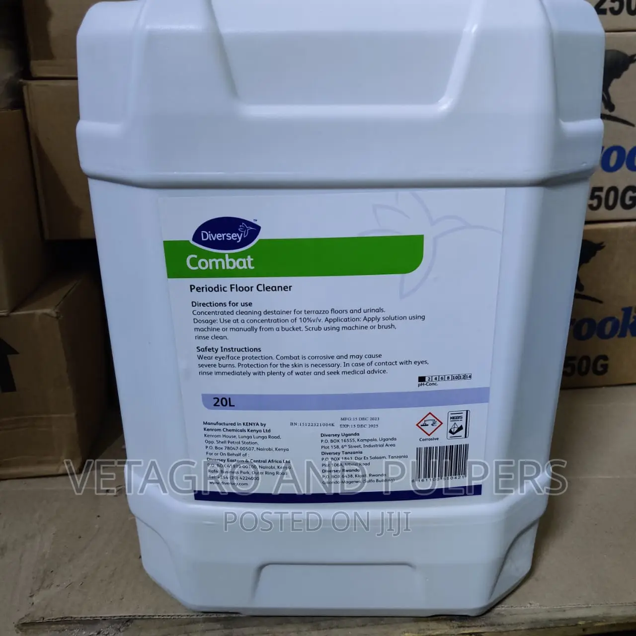 Combat Periodic Floor Cleaner