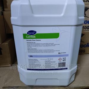 Combat Periodic Floor Cleaner - thumbnail 2