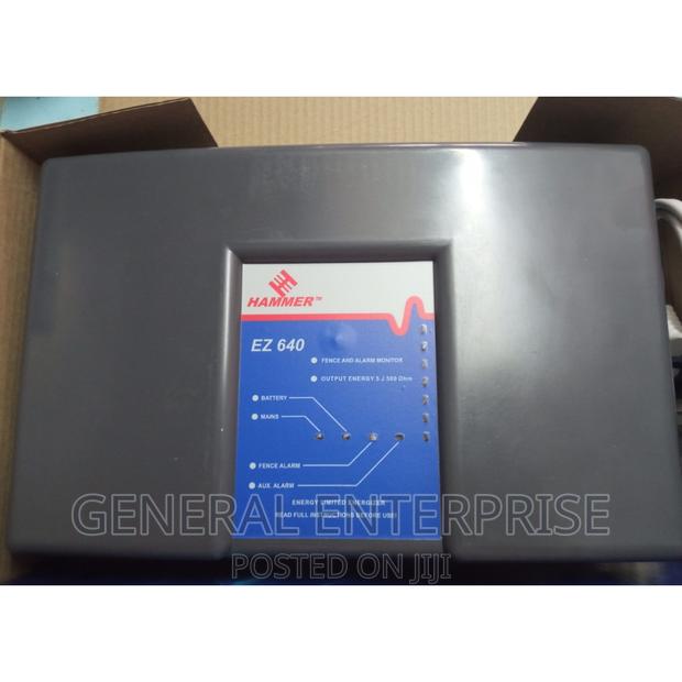 Electric Fence Energizer - main view