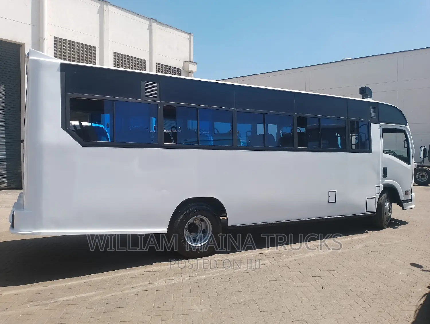 New Isuzu Std 4240 2023 White