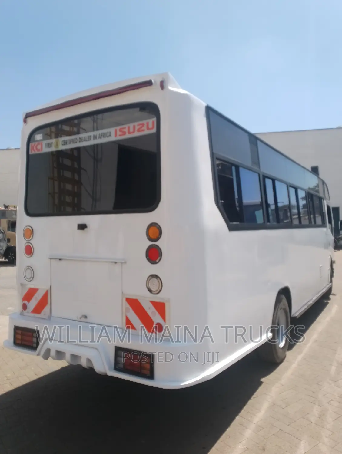 New Isuzu Std 4240 2023 White