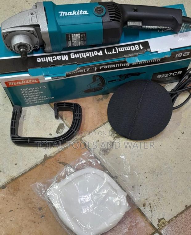 Makita 1400W 180mm 7" Polishing Machine Plus Polishers