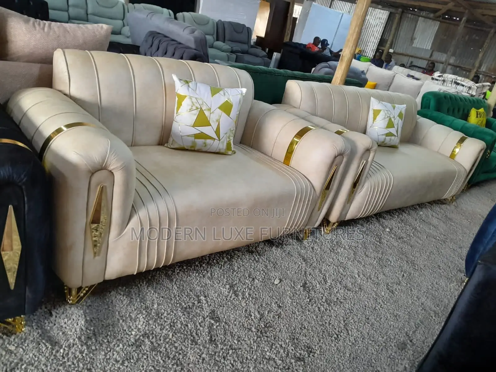 New Quality 5 Seater Sofa