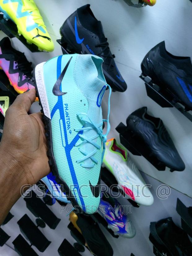 Phantom Nike Trainers (Nike Trainers) - thumbnail 2