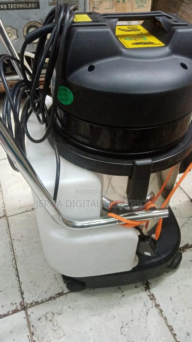 Vacuum Cleaner 20 Litre