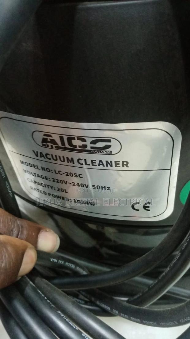 Vacuum Cleaner 20 Litre - thumbnail 2