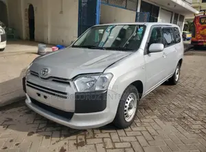 Toyota Succeed 2017 Silver