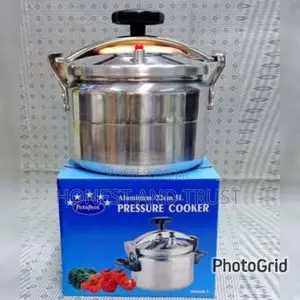 7 Litre Pressure Cooker