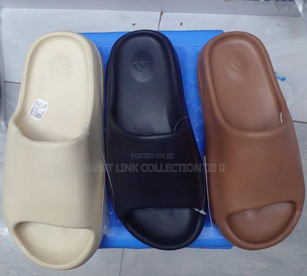 Adidas Slides - thumbnail 2