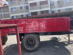 12 Feet by 7 Feet Hydraulic Trailer