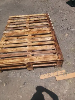 Rustic Pallets Low Bed