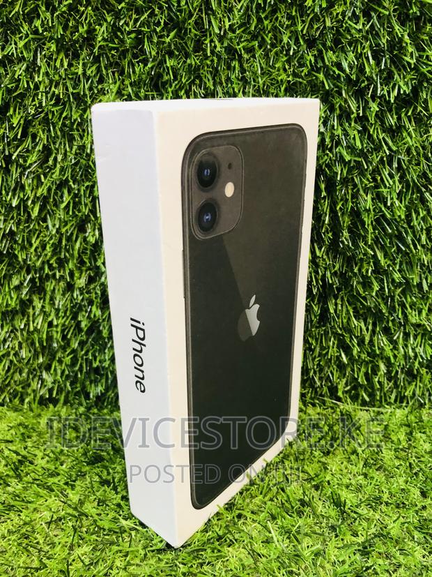 New Apple iPhone 11 128 GB Black - thumbnail 2
