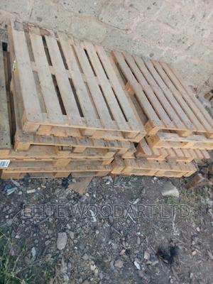 Strong Storage and Cargo Shipping Wooden Pallets - thumbnail 2