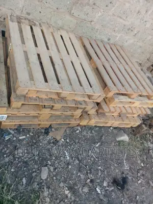Strong Storage and Cargo Shipping Wooden Pallets