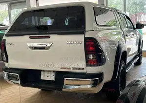 Toyota Hilux 2017 Ivory
