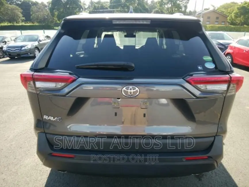 Toyota RAV4 2019 Gray