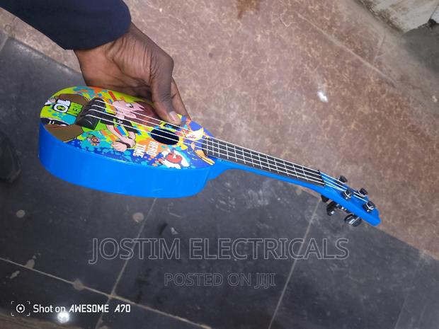 Children Guitar - thumbnail 4