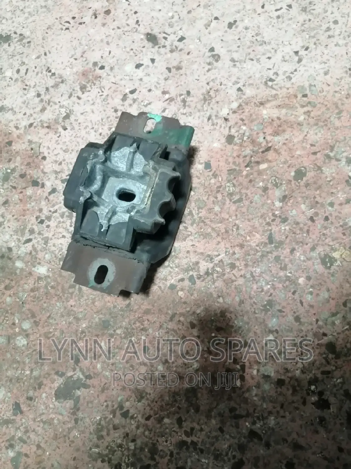 Mazda Verisa Gearbox Mountain