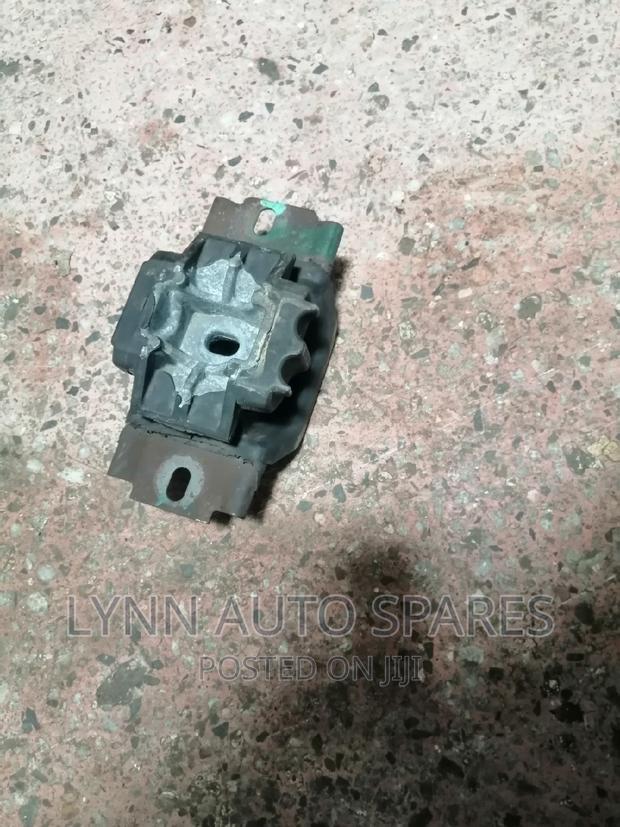 Mazda Verisa Gearbox Mountain