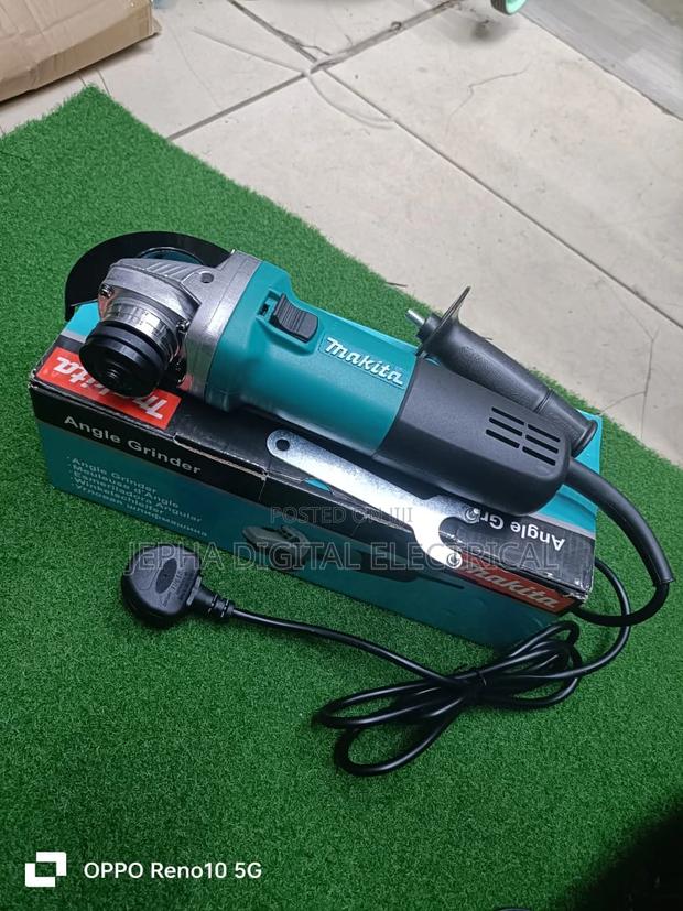 Makita Angle Grinder 4" - thumbnail 2