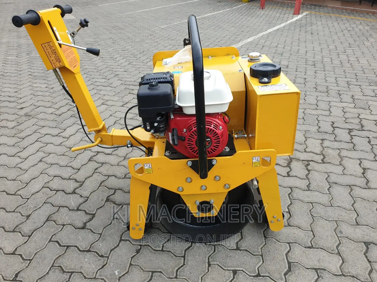 Heavy Duty Single Roller Drum Honda Powered Engine