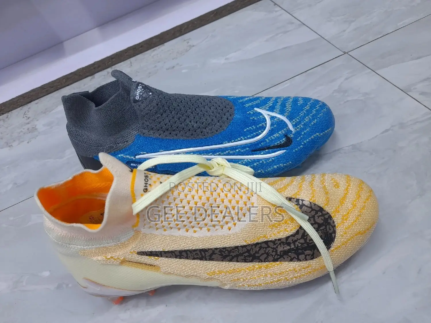 Kids Soccer Boots Phantom Gx Ghost Laces Size 36-39