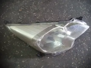 Toyota Ractis 2012 Headlight Non Xenon
