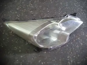 Toyota Ractis 2012 Headlight Non Xenon