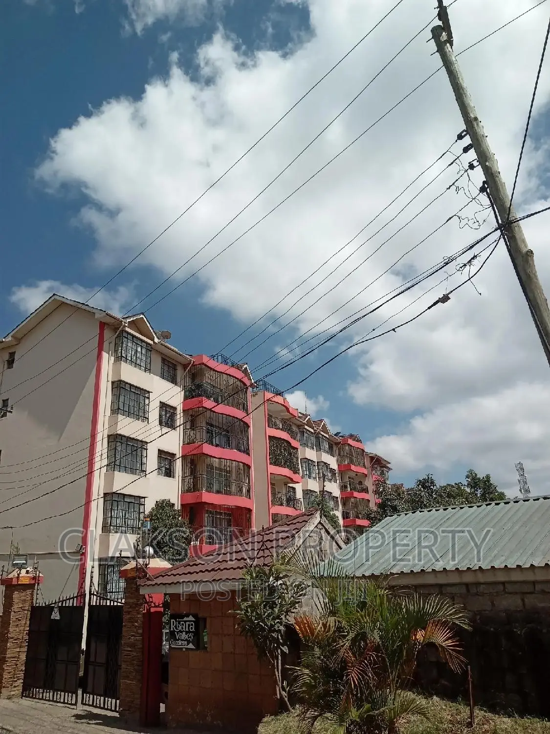 1bdrm Bedsitter in Riara Road, Kilimani for rent
