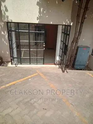1bdrm Bedsitter in Riara Road, Kilimani for rent