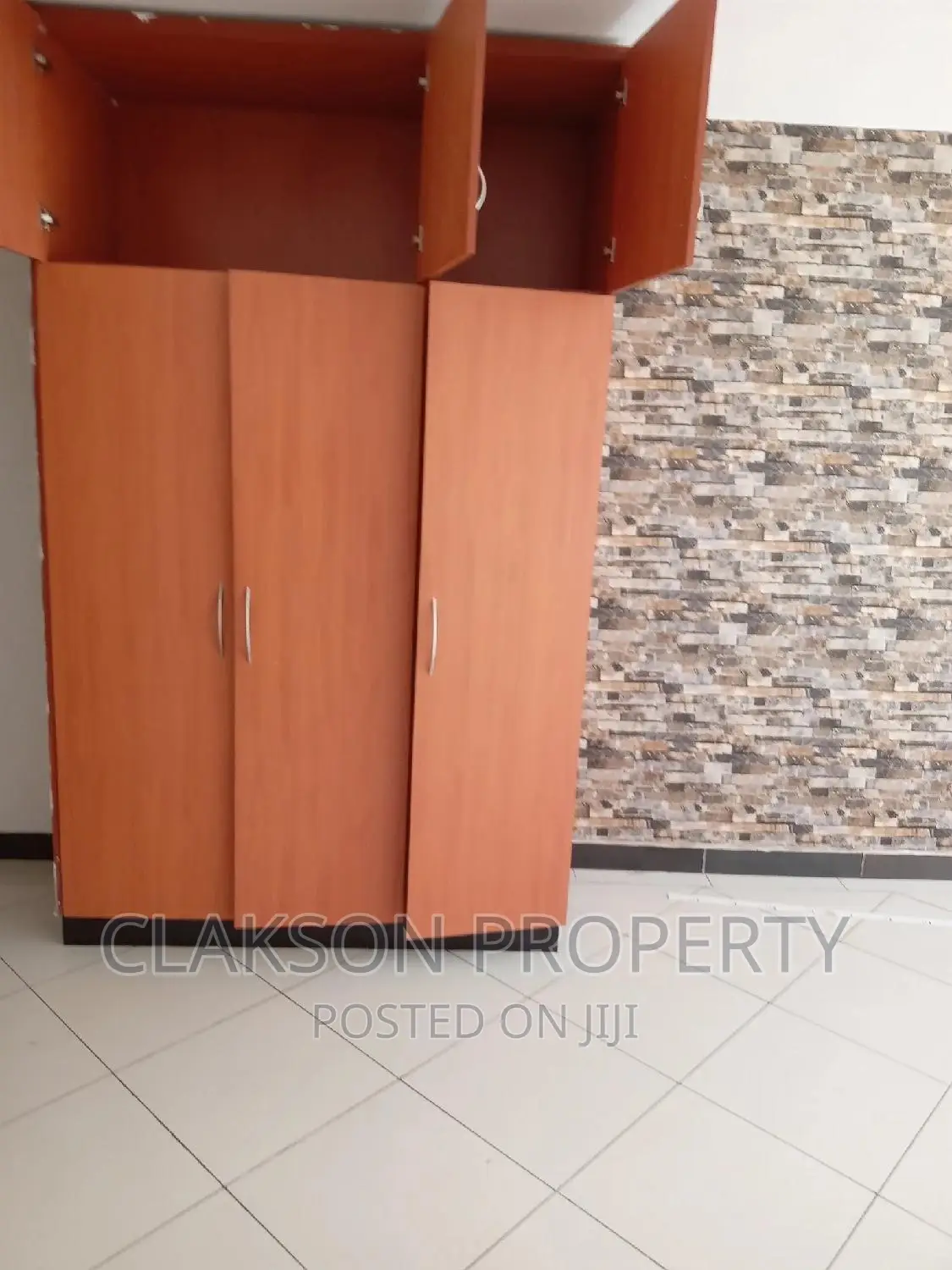 1bdrm Bedsitter in Riara Road, Kilimani for rent