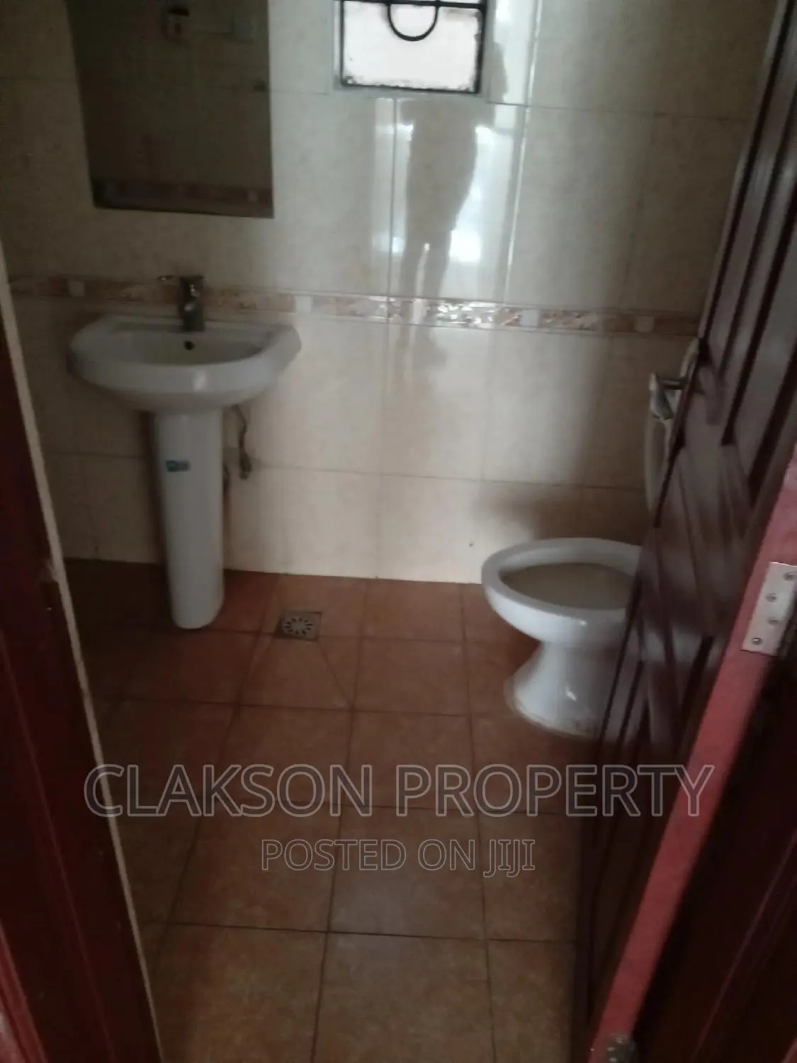 1bdrm Bedsitter in Riara Road, Kilimani for rent