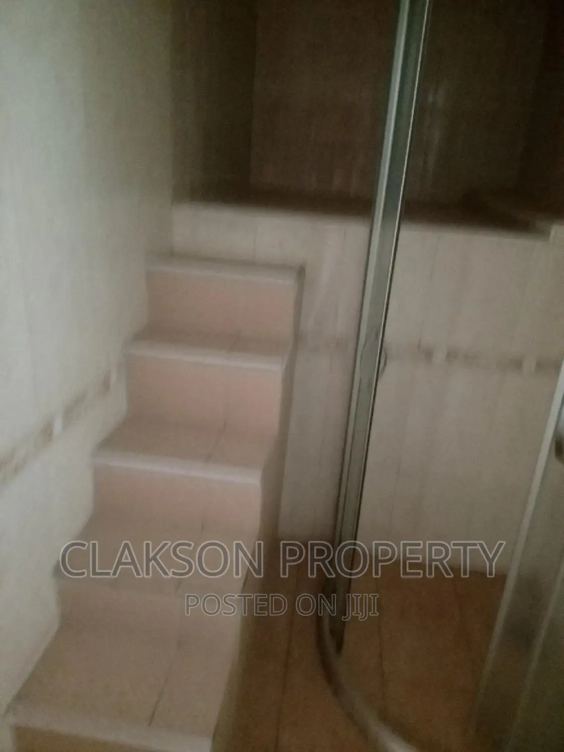 1bdrm Bedsitter in Riara Road, Kilimani for rent