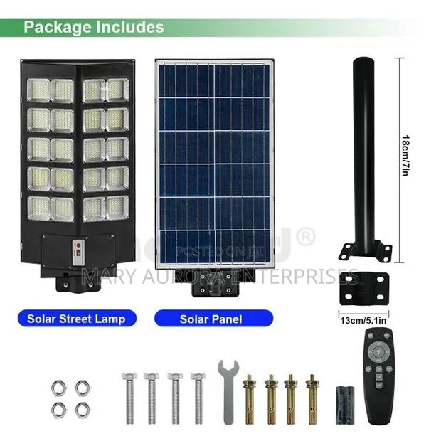 1000 Watts Solar Streetlight