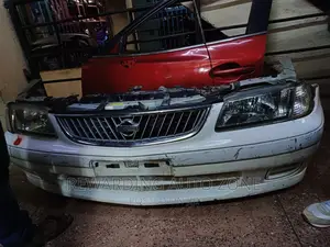 Nissan B15 Nosecut.