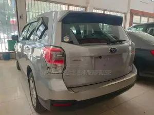 Subaru Forester 2.5i Premium AWD 2017 Silver