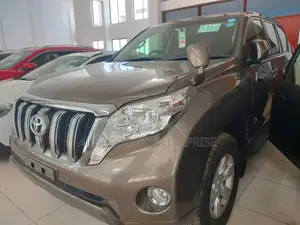 Toyota Land Cruiser Prado 2017 Brown
